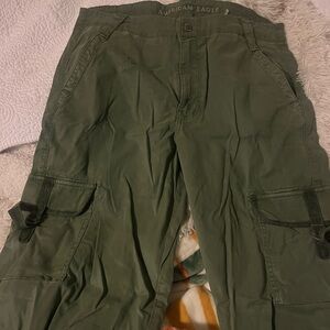 American Eagle cargo pants size 8 Never worn!